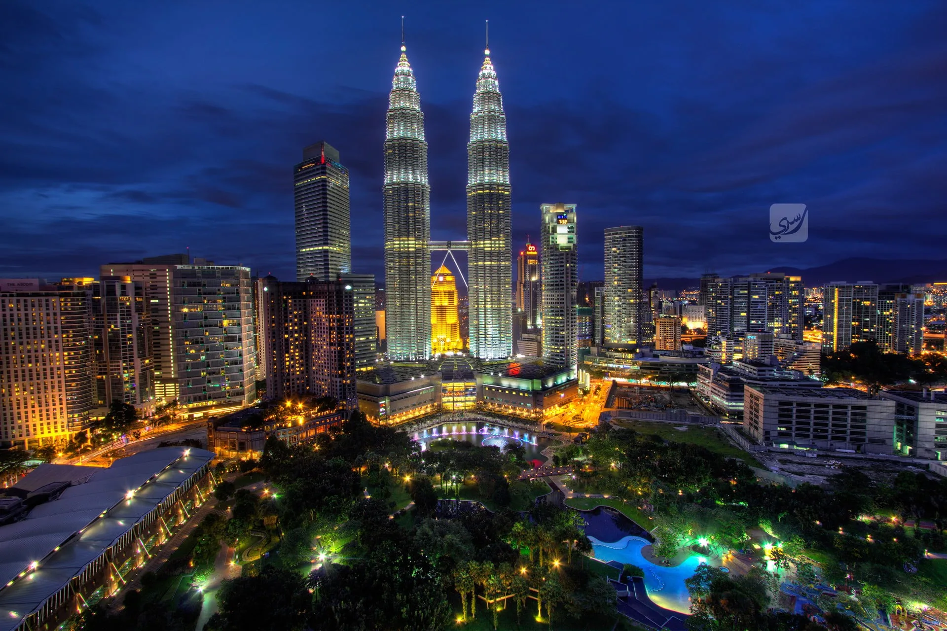 malaysia-night-petronas-towers-cityscape-wallpaper